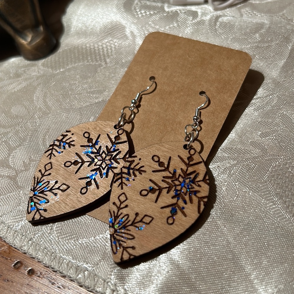 Engraved Wooden Snowflake Earrings Blue Sparkle Winter Artisan Dangle Statement - Picture 4 of 10